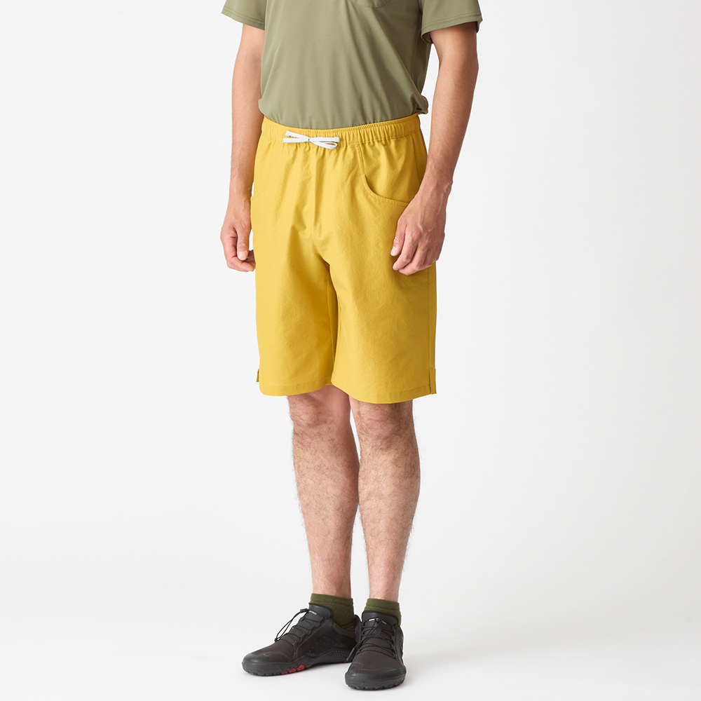 ゴールデンイエロー