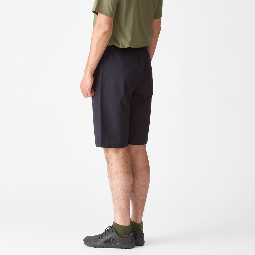 ダークネイビー