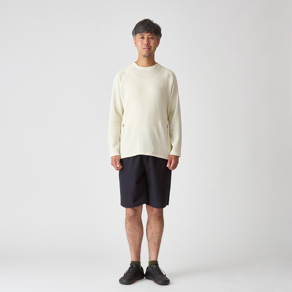 ダークネイビー