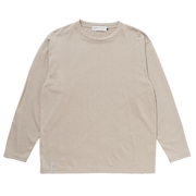 ロングスリーブのTシャツ